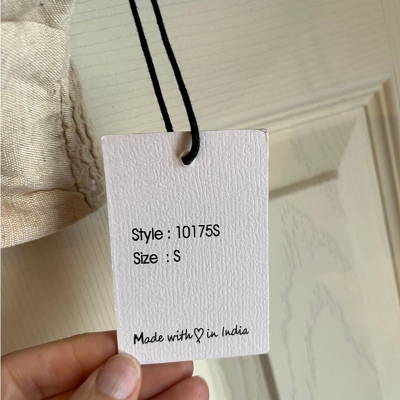 NWT Japna Cream Linen Twisted Crop Top Size Small - Picture 4 of 4